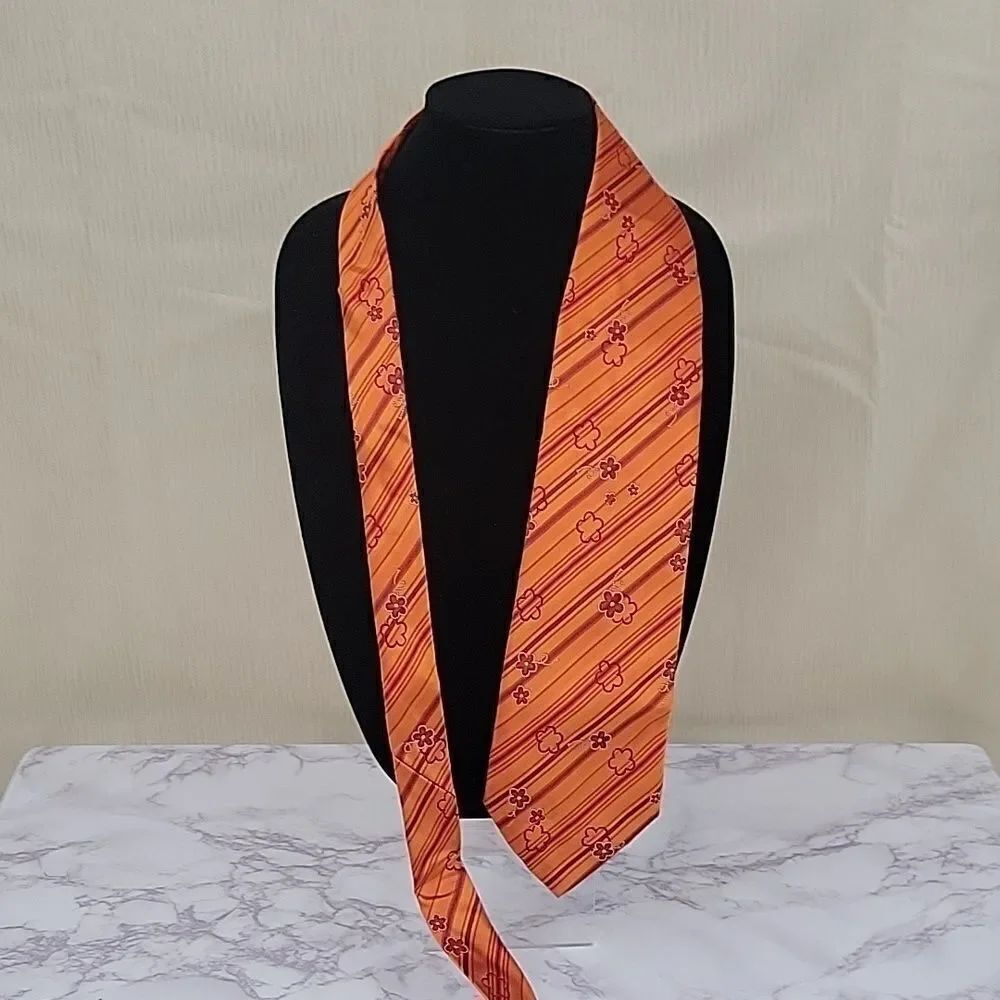 PRAGO Vintage Orange and Red Silk Daisy Tie